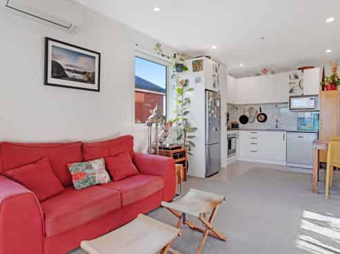 301/1C Soljak Place, Mount Albert