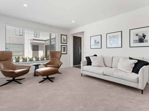 33 Marine Corps Drive, Solway