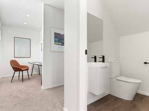 33 Marine Corps Drive, Solway