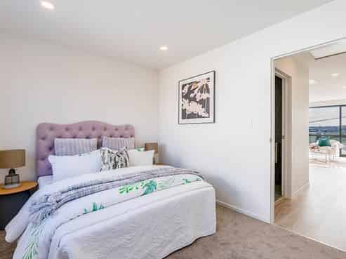 5/51 Sylvan Crescent, Te Atatu South