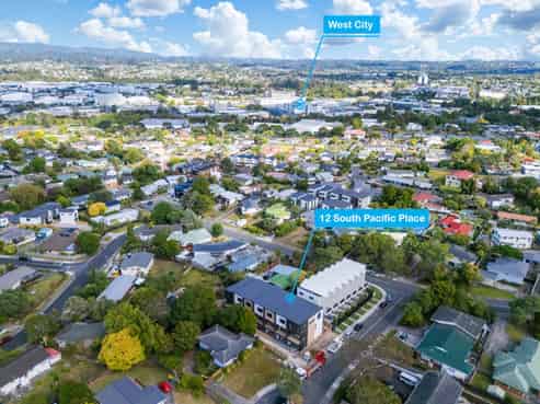 12 South Pacific Place, Henderson