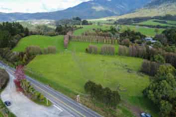 915 Takaka-Collingwood Highway, Onekaka