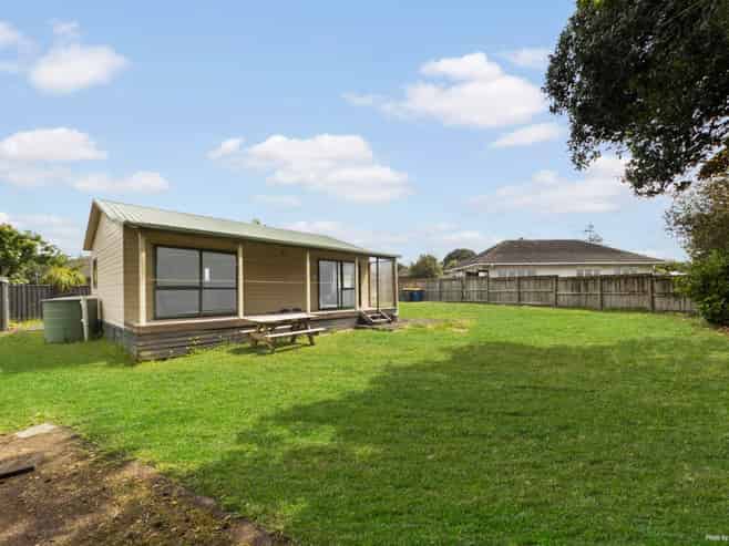 11A Kervil Avenue, Te Atatu Peninsula