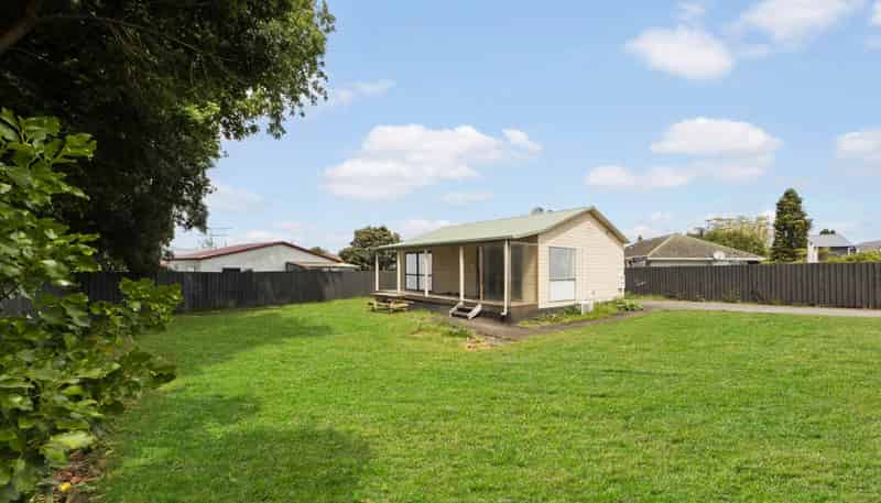11A Kervil Avenue, Te Atatu Peninsula