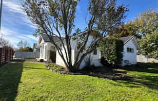 11 Beach Road, Ashburton