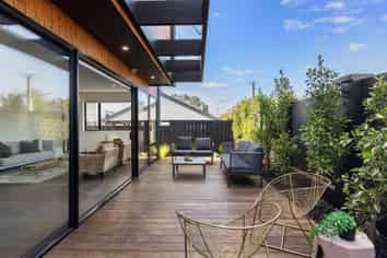 213c Meola Road, Point Chevalier