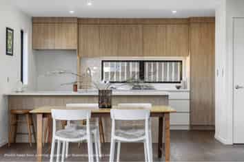 213c Meola Road, Point Chevalier