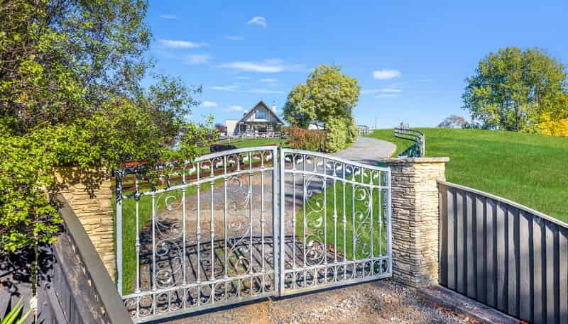 1437B State Highway 23, Whatawhata