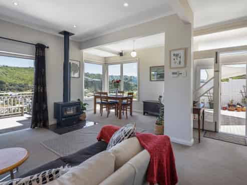 47 Melbourne Road, Island Bay
