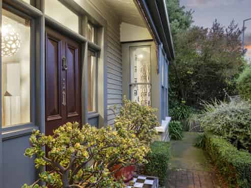 2 Brittan Terrace, Lyttelton
