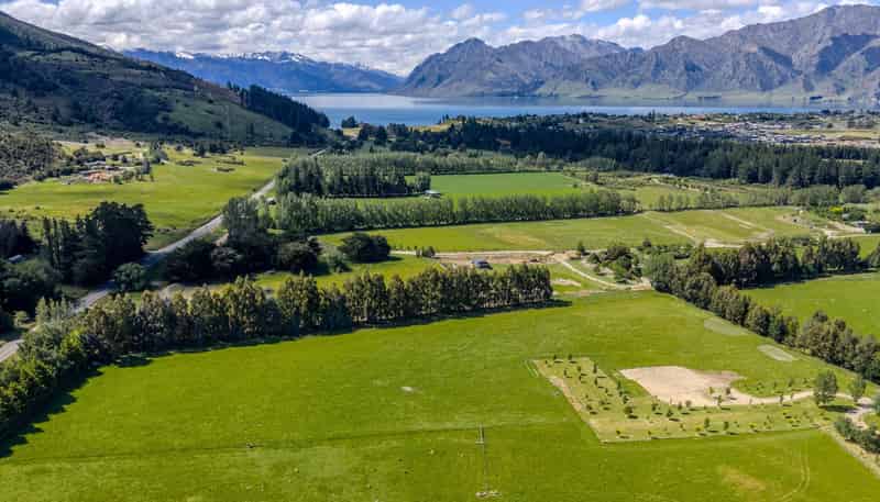 51 Grayburn Lane, Lake Hawea
