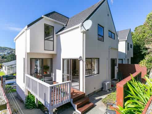 107 Main Road, Tawa
