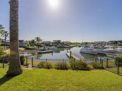 11/73 South Highway, Whitianga