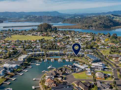 11/73 South Highway, Whitianga