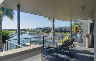 10/73 South Highway, Whitianga