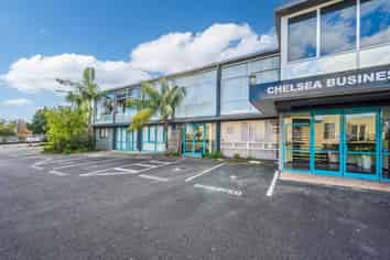 URGENT SALE- VACANT OFFICE / WAREHOUSE
