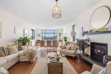 65 Marine Parade, Seatoun