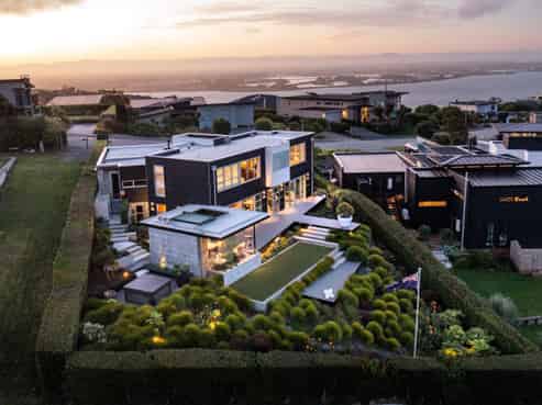 105 Glenstrae Road, Redcliffs