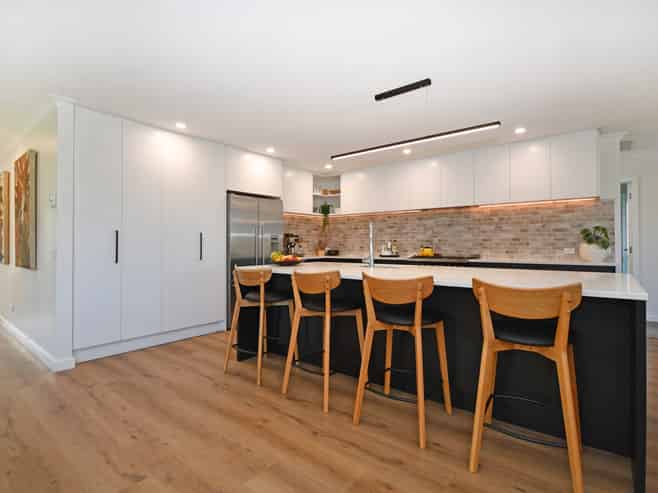 19 Montgomery Crescent, Kinloch