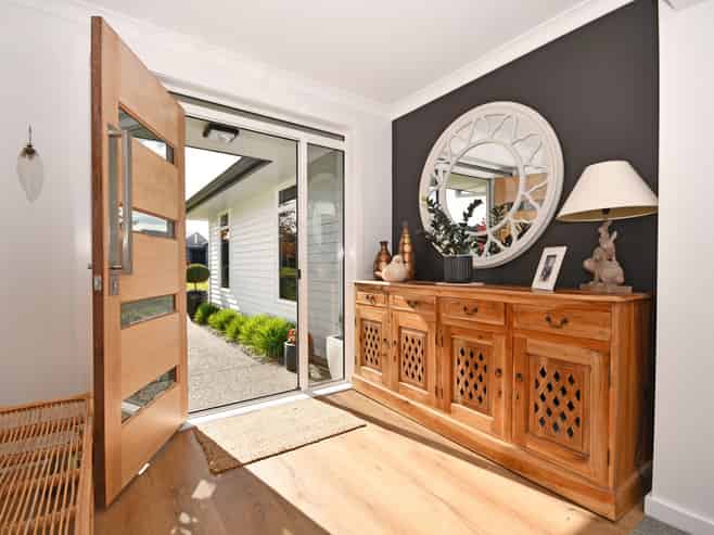 19 Montgomery Crescent, Kinloch
