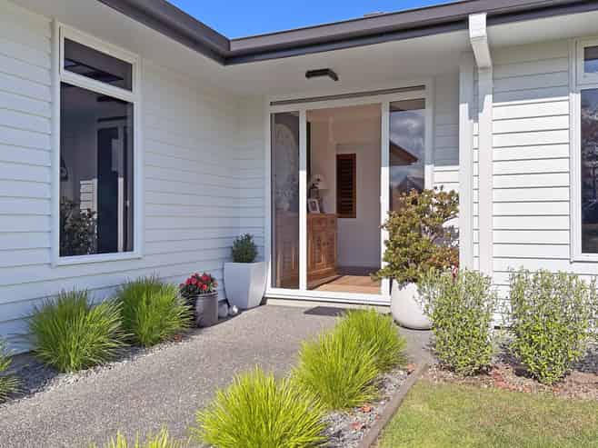 19 Montgomery Crescent, Kinloch