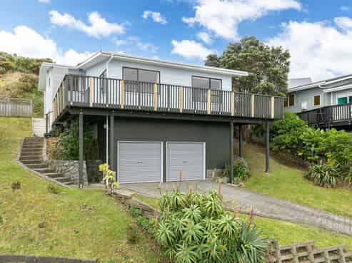 186 Buckley Road, Southgate