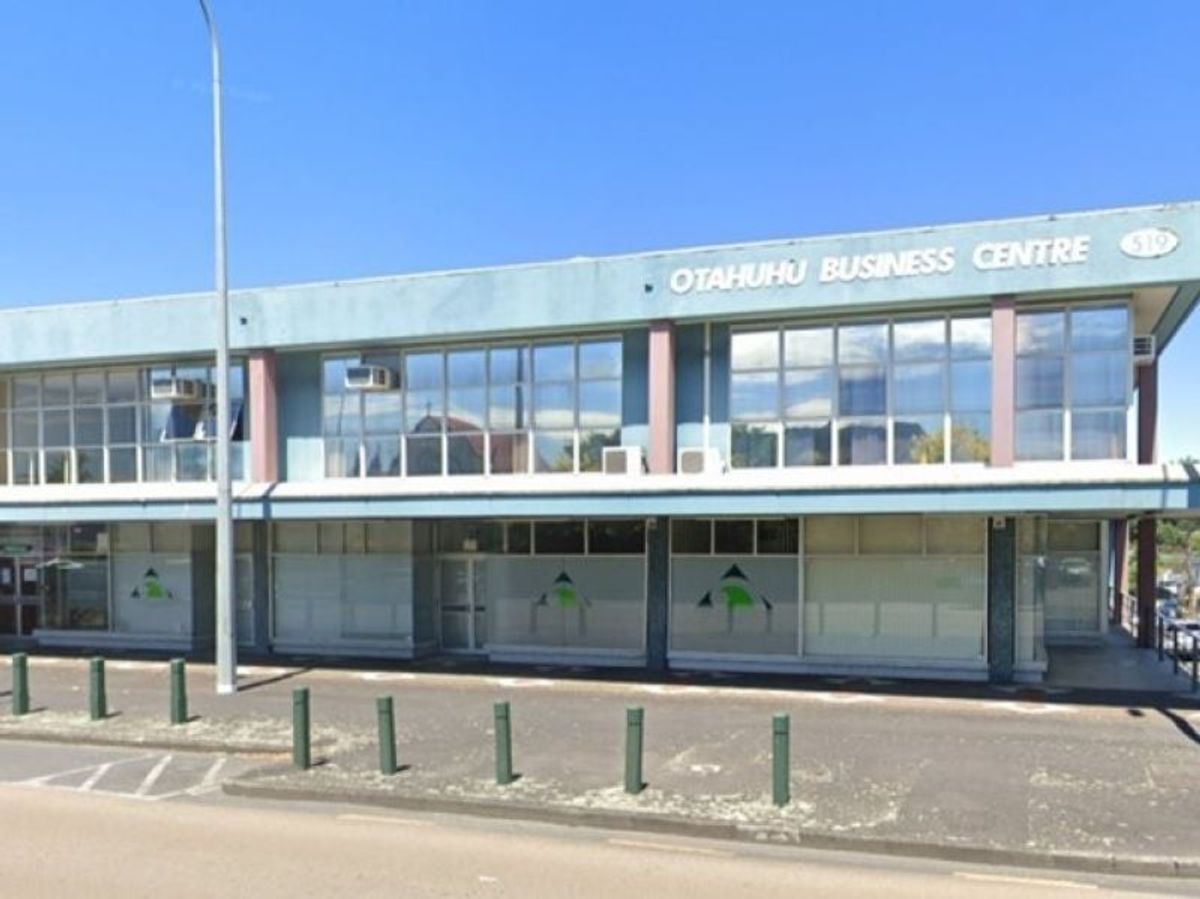 Refreshed Great South Rd Offices: Flex Size
