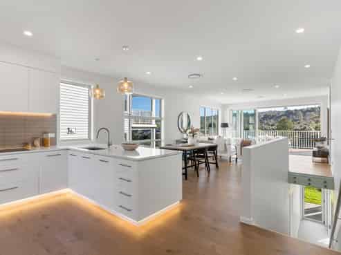 200 Landmark Terrace, Orewa
