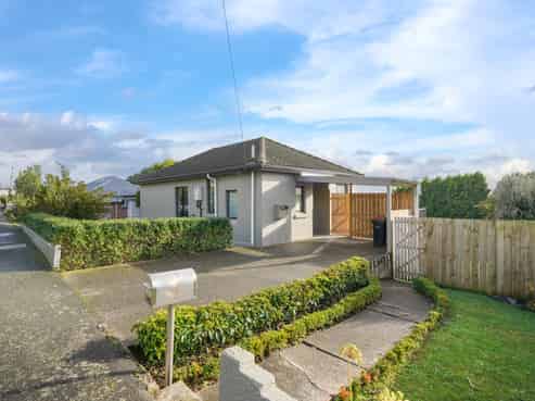 203 Barrow Street, Bluff