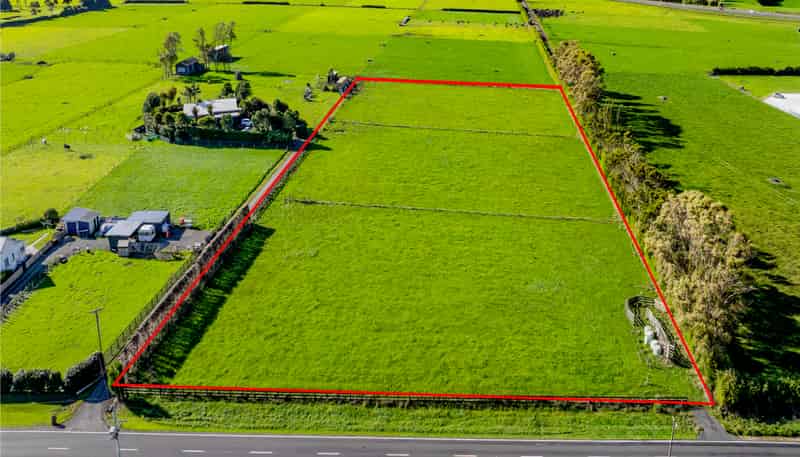 84 Mawhitiwhiti Road, Normanby