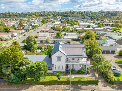 Unique home and income opportunity