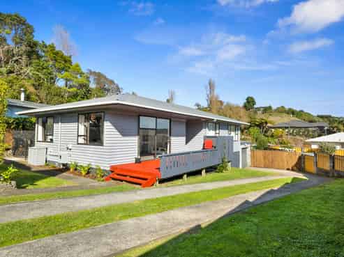 4 Ward Place, Marfell