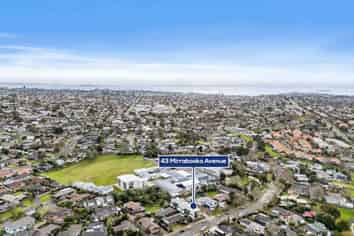 43d Mirrabooka Avenue, Botany Downs
