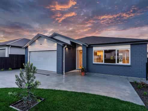 57 Tipu Crescent, Wainui