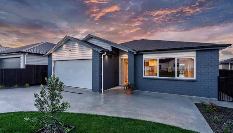 57 Tipu Crescent, Milldale