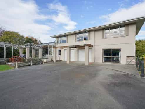 29 District Road, Waimatua