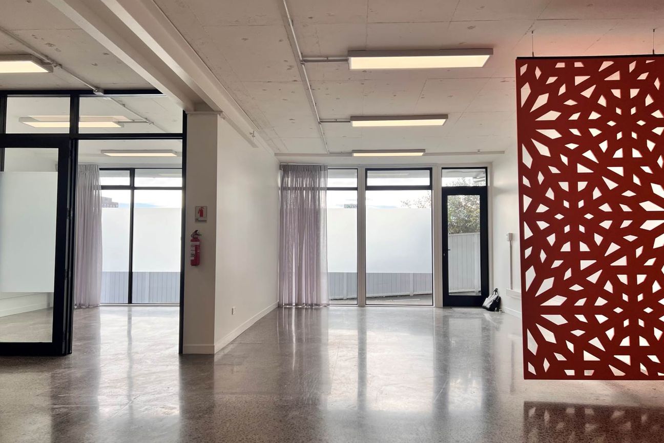 PREMIUM MEDICAL OR OFFICE SPACE - Aanzicht 4