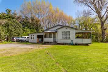 111 State Highway, Paraparaumu