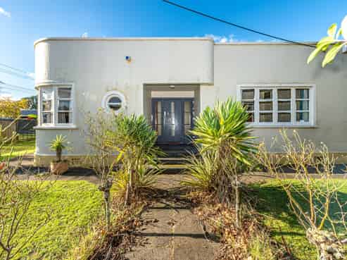8 Peakes Road, Saint Johns Hill