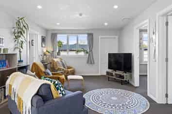 27 Station Road, Darfield