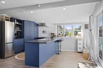 27 Station Road, Darfield