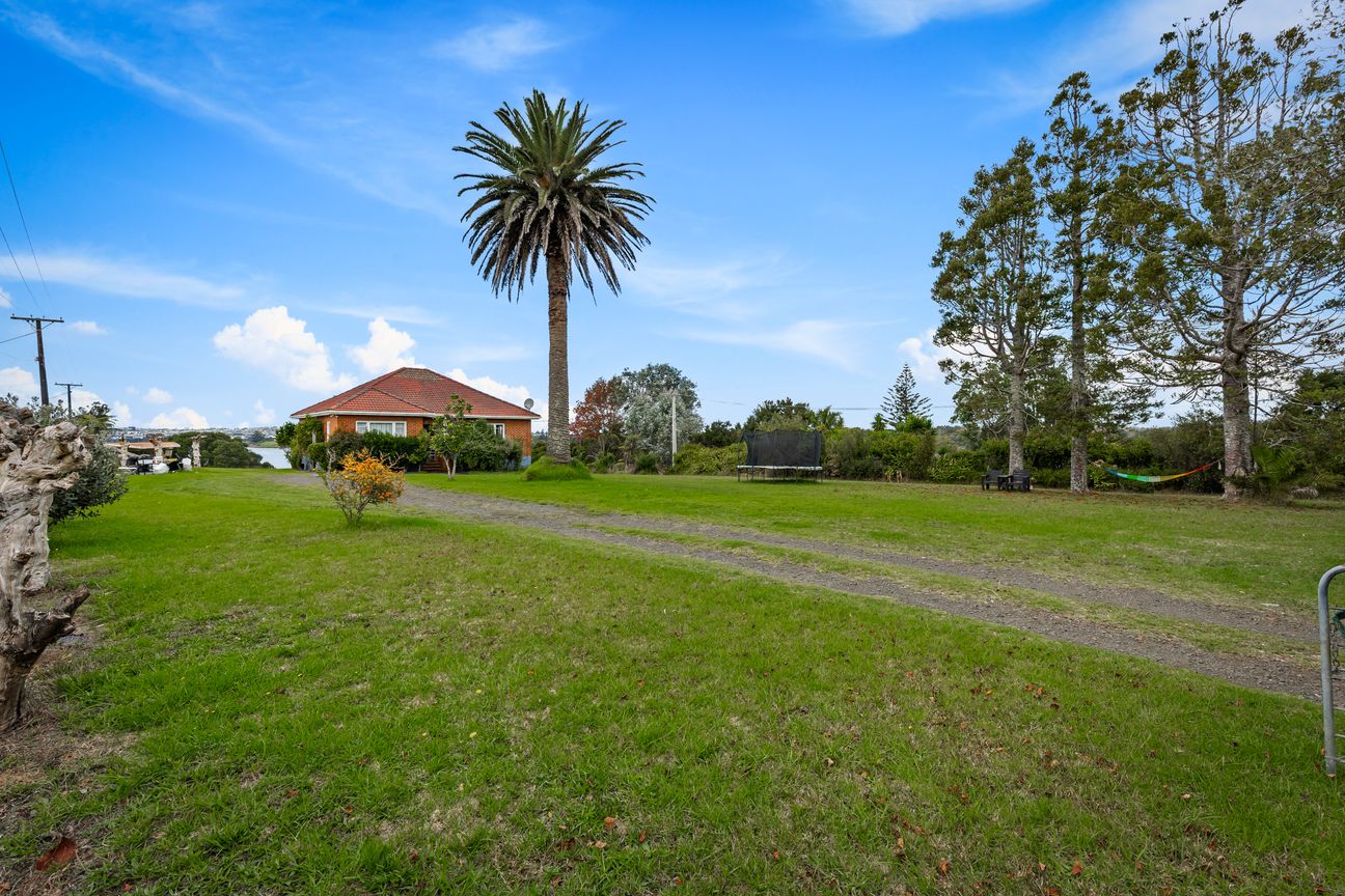 Waterfront beauty - 6475sqm of Pure Possibility - Widok 5
