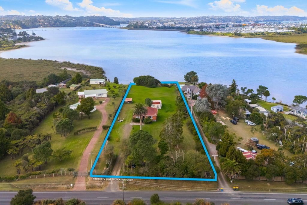 Waterfront beauty - 6475sqm of Pure Possibility - Widok 3