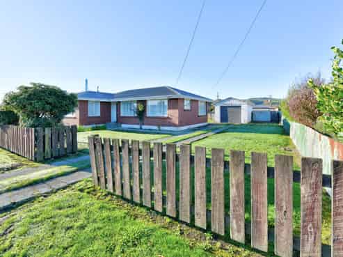 14 Main Street, Mataura