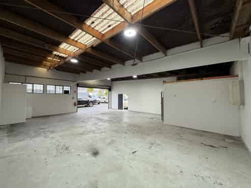 Affordable industrial opportunity in Henderson
