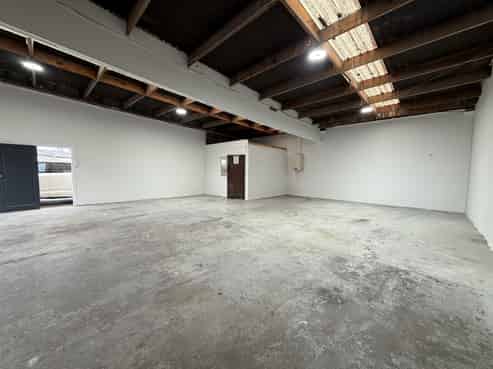 Affordable industrial opportunity in Henderson