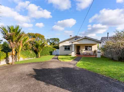14 West View Road, Westmere