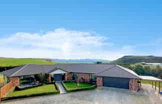 341 Airedale Road, Weston