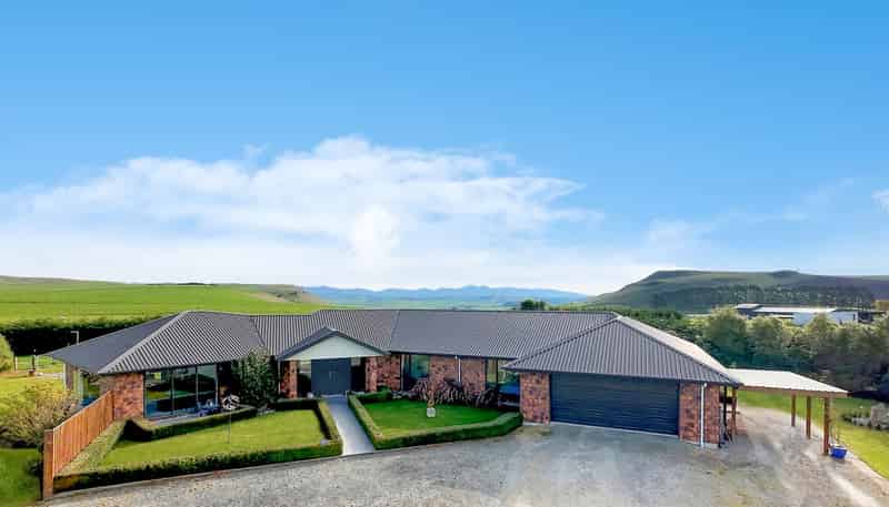 341 Airedale Road, Weston