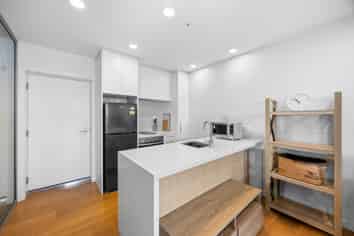 1606/438 Queen Street (Queens Square), Auckland Central